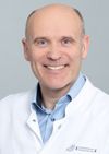 Picture of the pituitary surgery head physician Prof. Dr. Flitsch.