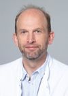 Picture of the neurosurgery medical director Priv.-Doz. Dr. med. Lasse Dührsen